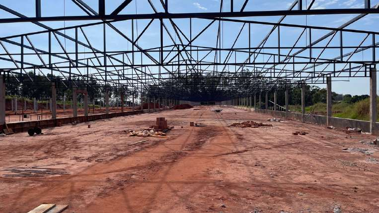 Estrutura metálica em obra Bresse Engenharia